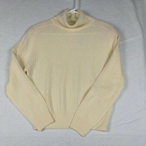 Liz Claiborne Women Small Ivory Color 100% Merino Wool Turtleneck Sweater Padded